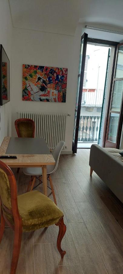 Gusterhouse * Ivrea
